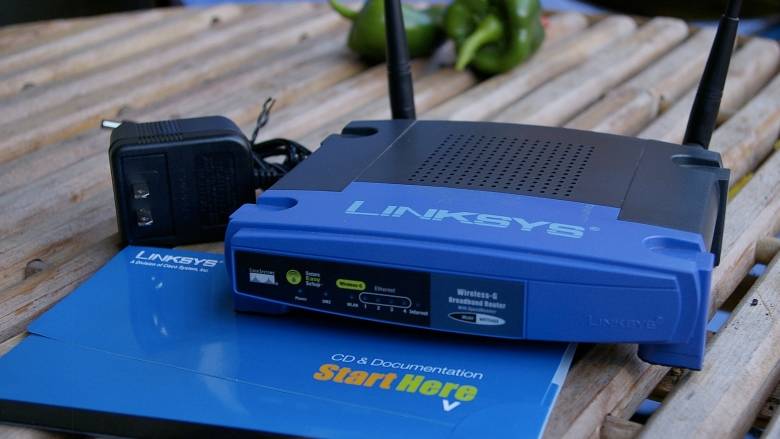 FBI urges public to reboot home routers amid malware attack